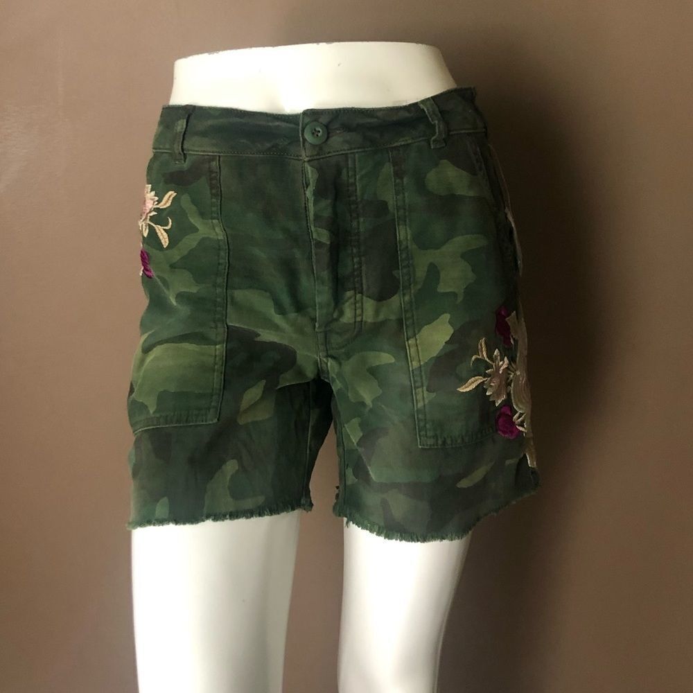 Free People Camouflage Shorts NWOT